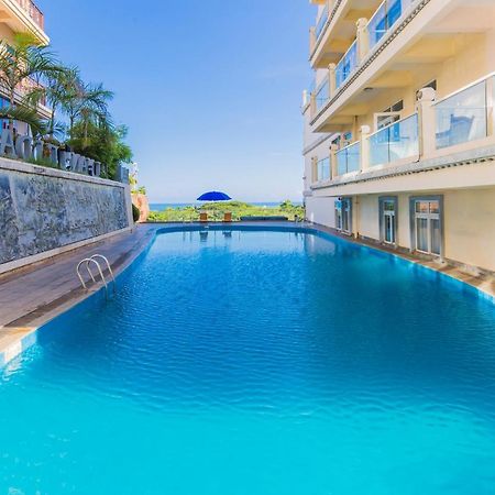 Linda Seaview Hotel Sanya Exterior photo